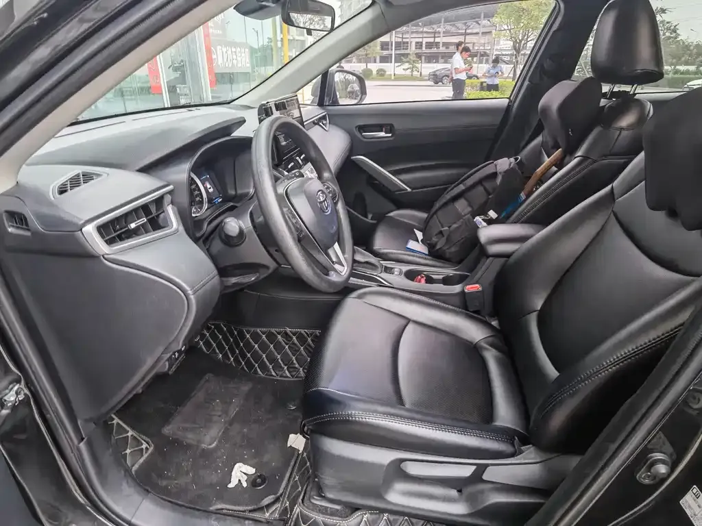 Toyota Corolla Cross 2022 из CN, фото 8