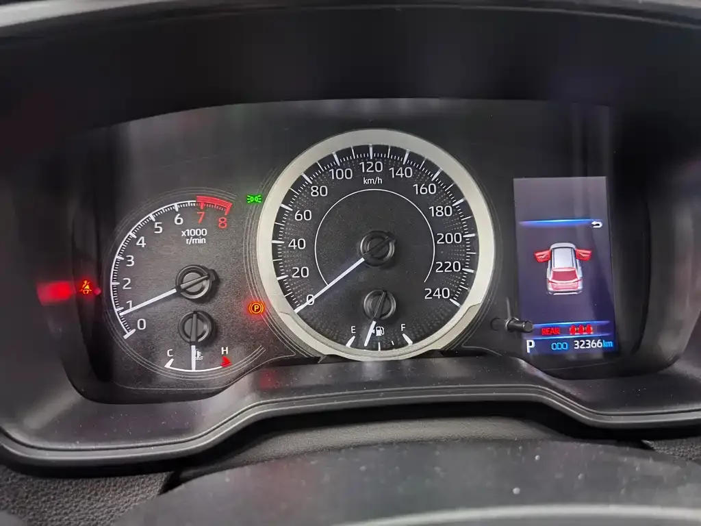 Toyota Corolla Cross 2022 из CN, фото 2