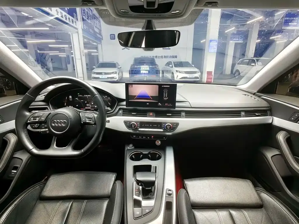 Audi A4L 2022 из CN, фото 7