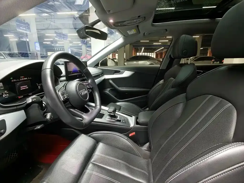 Audi A4L 2022 из CN, фото 9