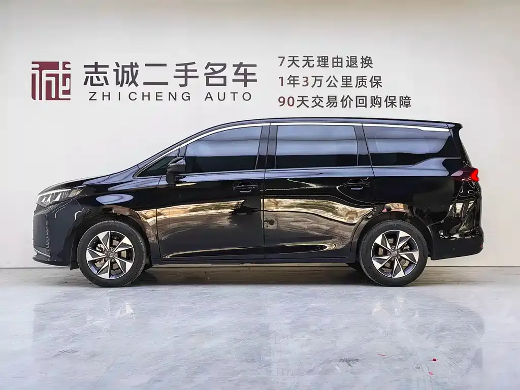 GAC Motor Trumpchi M6 — фото 8
