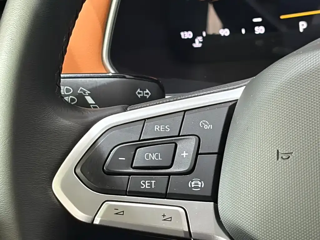 Volkswagen Bora 2023 из CN, фото 5