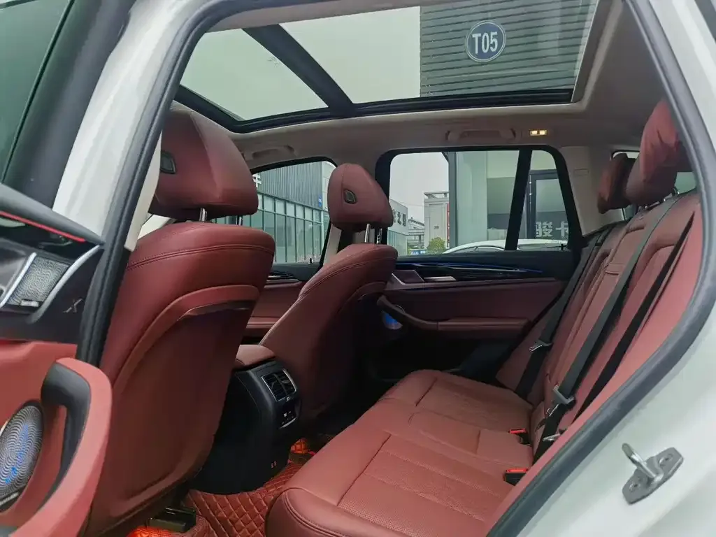 BMW X3 2023 из CN, фото 2