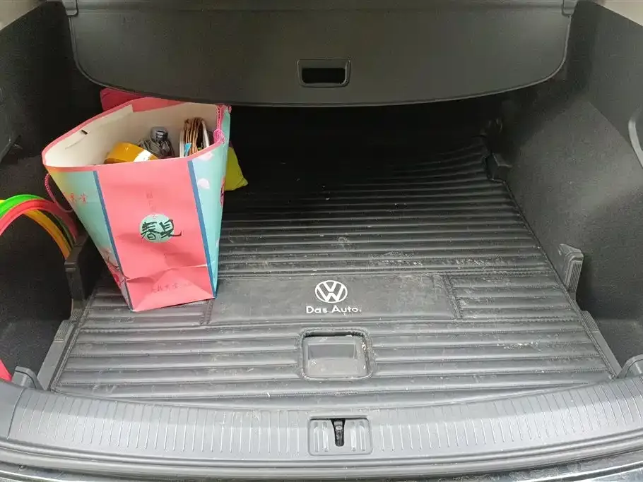 Volkswagen Tiguan L 2021 из CN, фото 3
