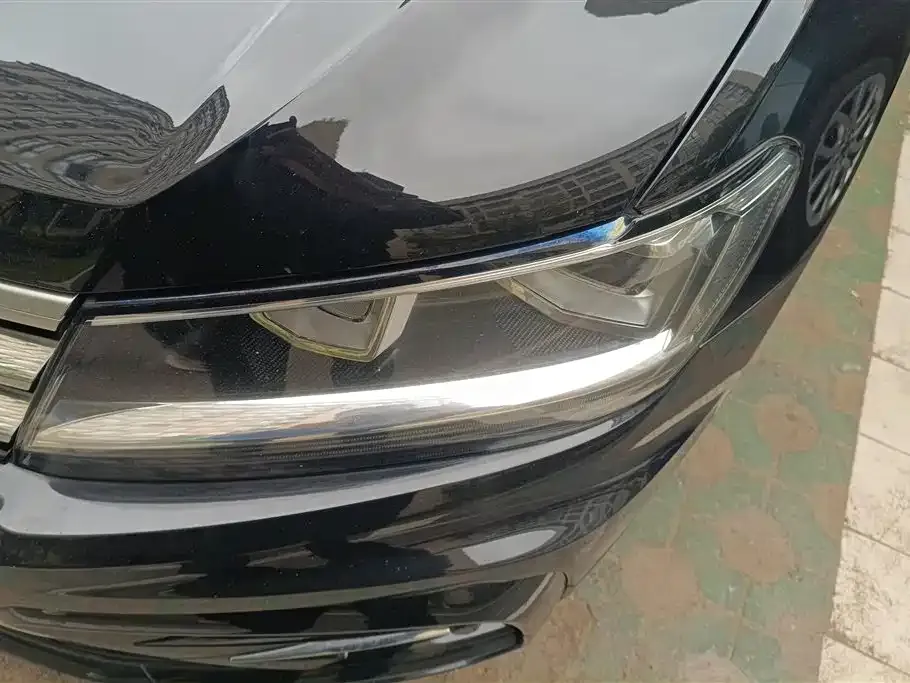 Volkswagen Tiguan L 2021 из CN, фото 2