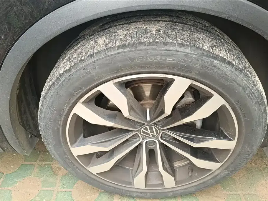 Volkswagen Tiguan L 2021 из CN, фото 4