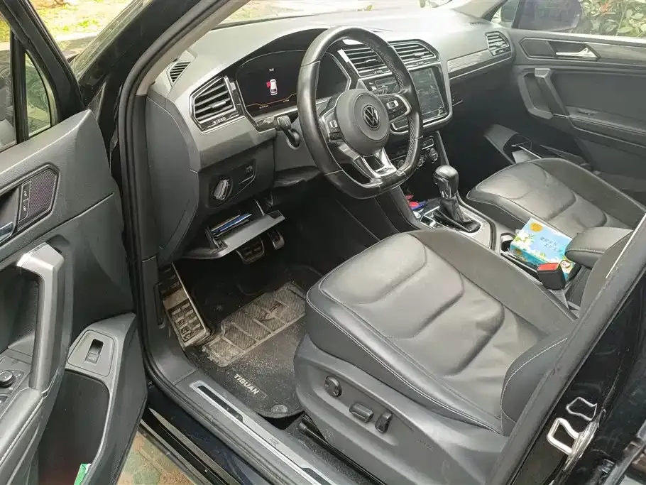 Volkswagen Tiguan L 2021 из CN, фото 9