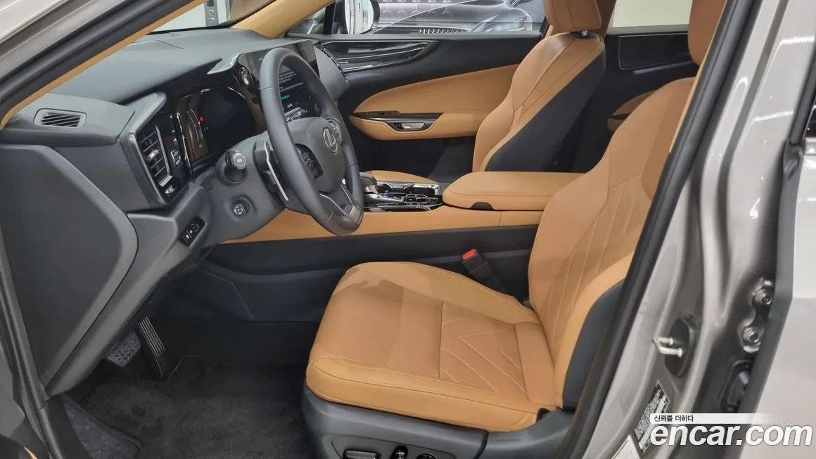 Lexus NX 2025 из KR, фото 2