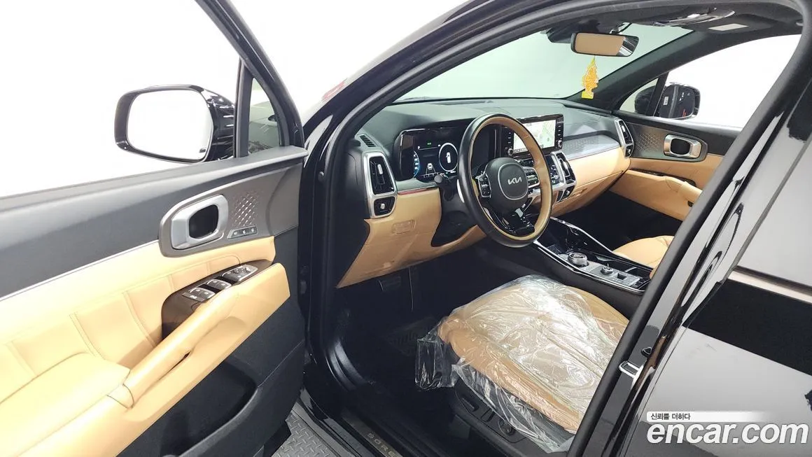 Kia Sorento — фото 9