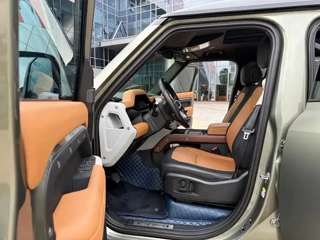 Land Rover Defender 2024 из CN, фото 7