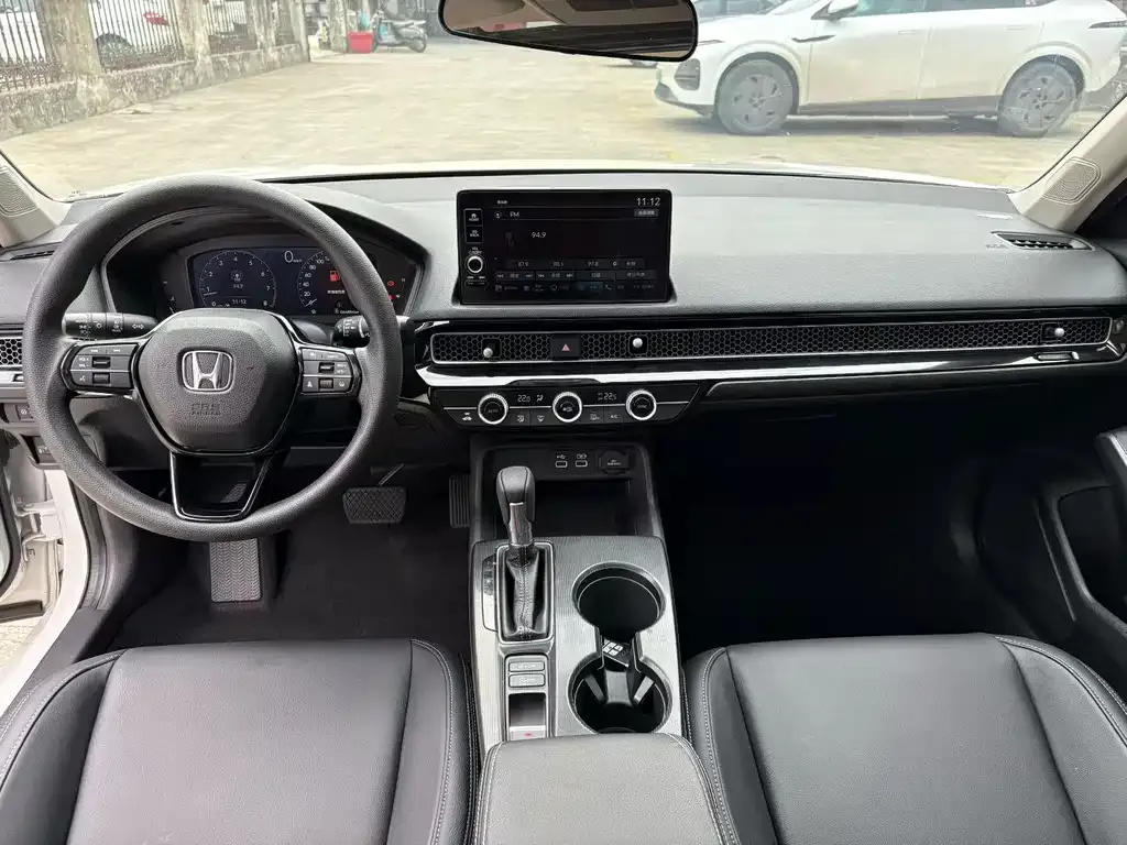 Honda Civic — фото 7