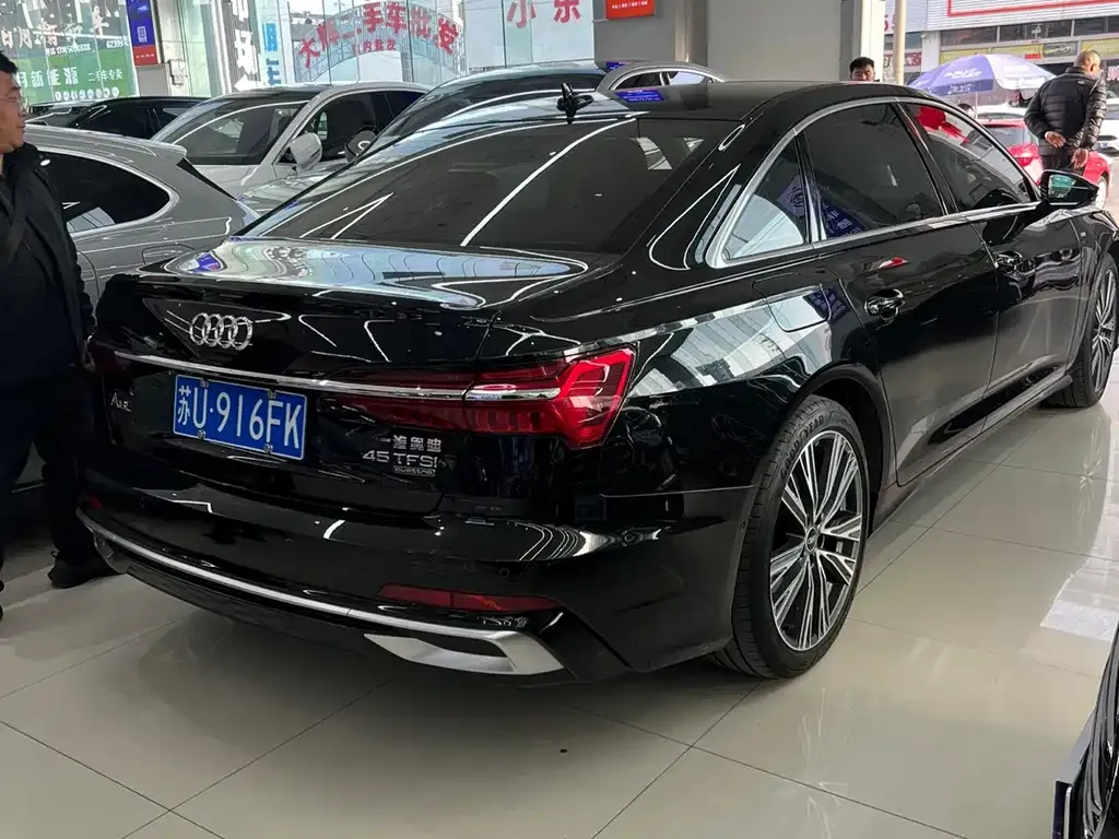 Audi A6L 2023 из CN, фото 5