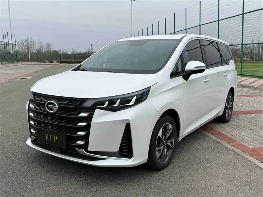 GAC Motor Trumpchi M6 — фото 1