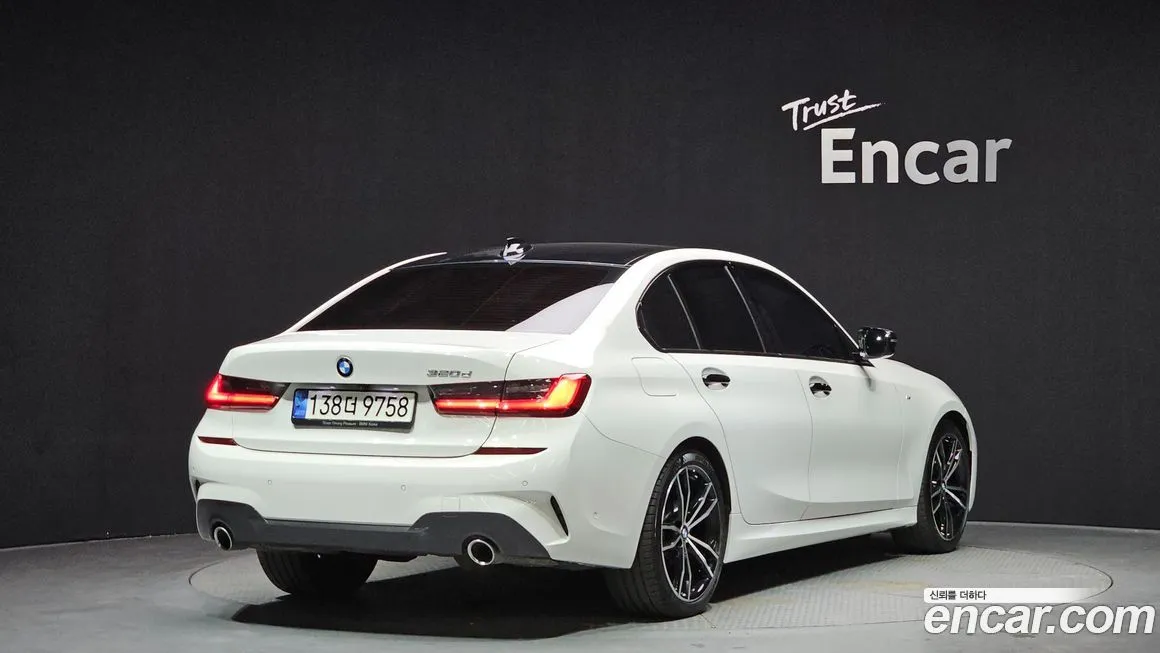 BMW 3-Series 2021 из KR, фото 10