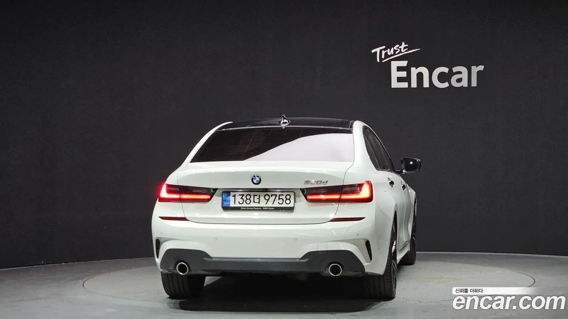 BMW 3-Series 2021 из KR, фото 7