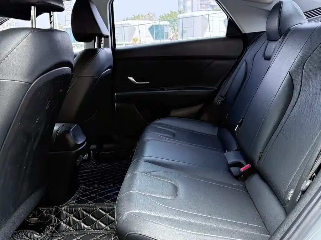 Hyundai Elantra 2021 из CN, фото 6