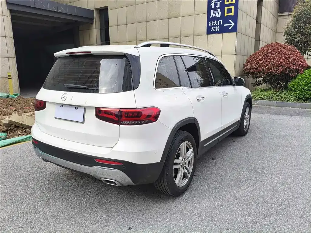 Mercedes-Benz GLB 2023 из CN, фото 4