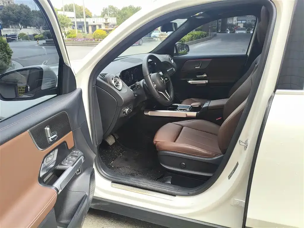 Mercedes-Benz GLB 2023 из CN, фото 10