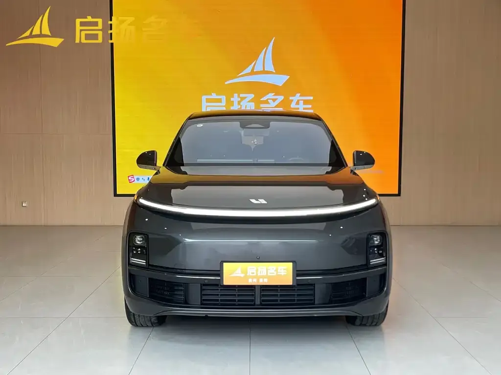 Li Auto L8 2023 из CN, фото 2