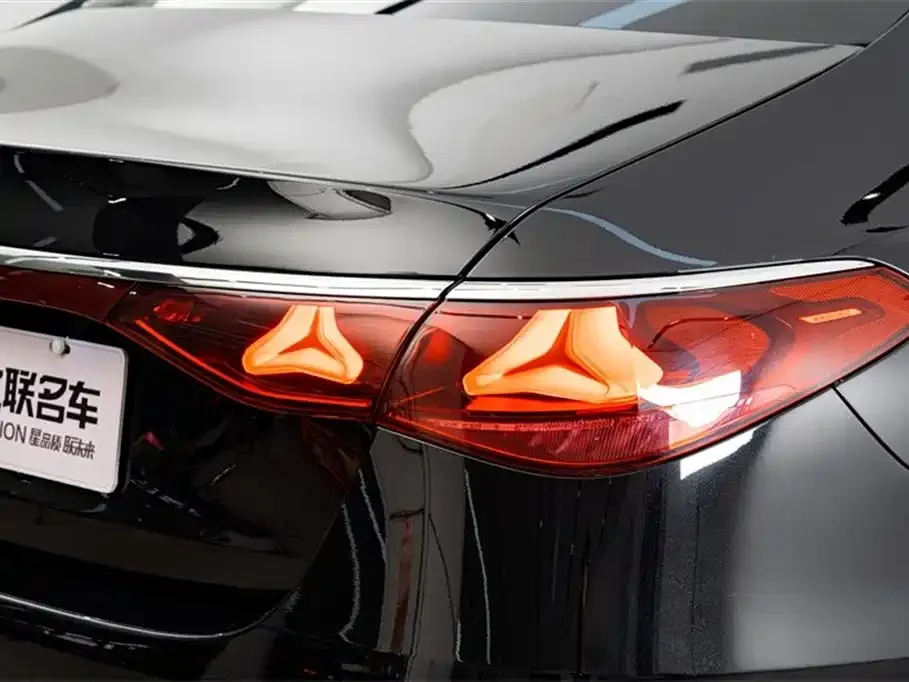 Mercedes-Benz E-Class 2025 из CN, фото 4