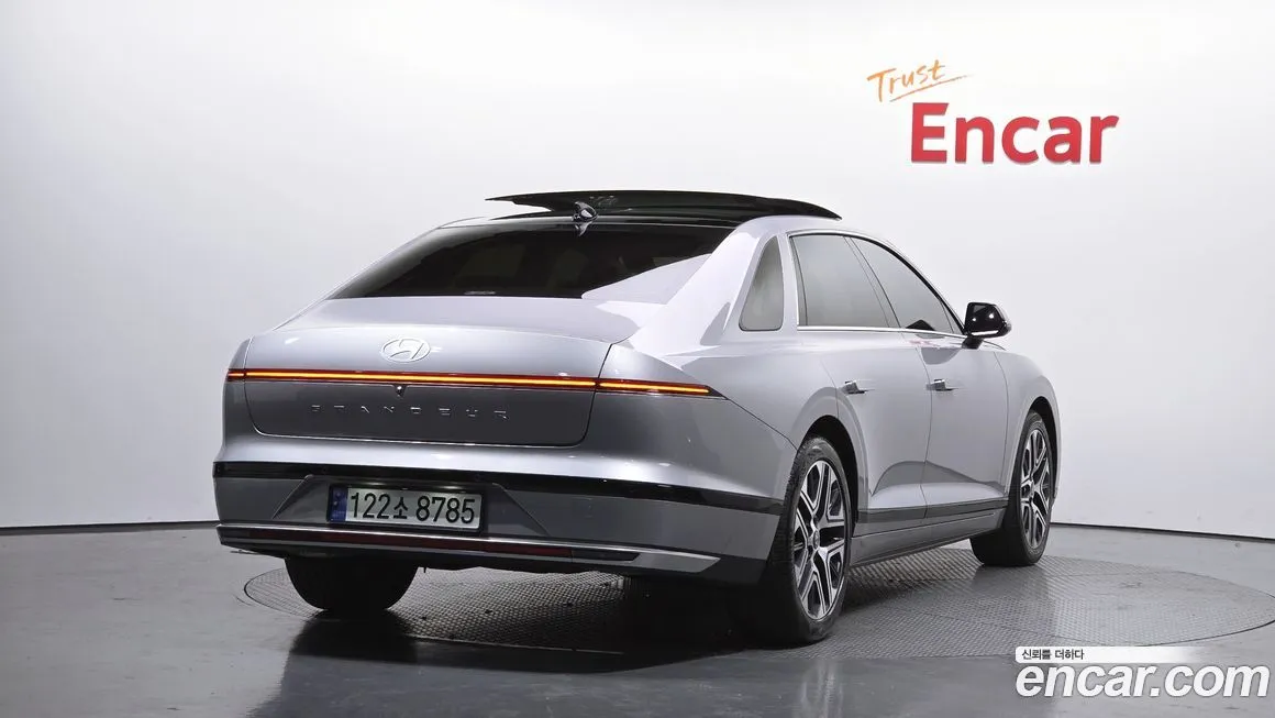 Hyundai Grandeur 2023 из KR, фото 8