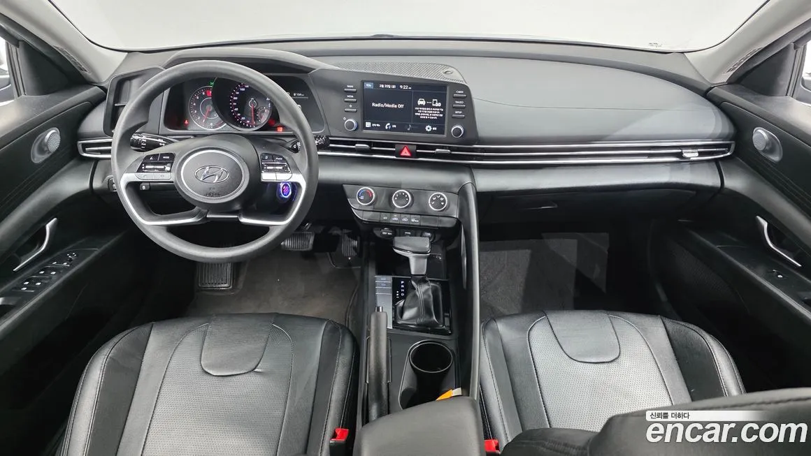 Hyundai AVANTE 2022 из KR, фото 4