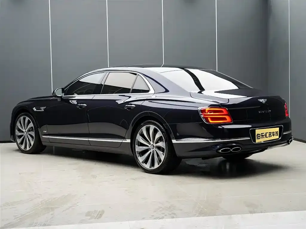 Bentley Flying Spur 2022 из CN, фото 2
