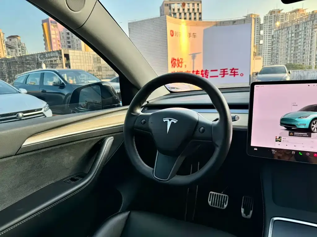 Tesla Model Y 2023 из CN, фото 10