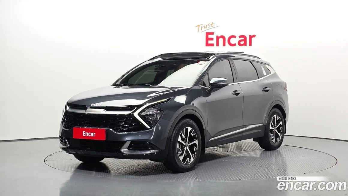 Kia Sportage — фото 1