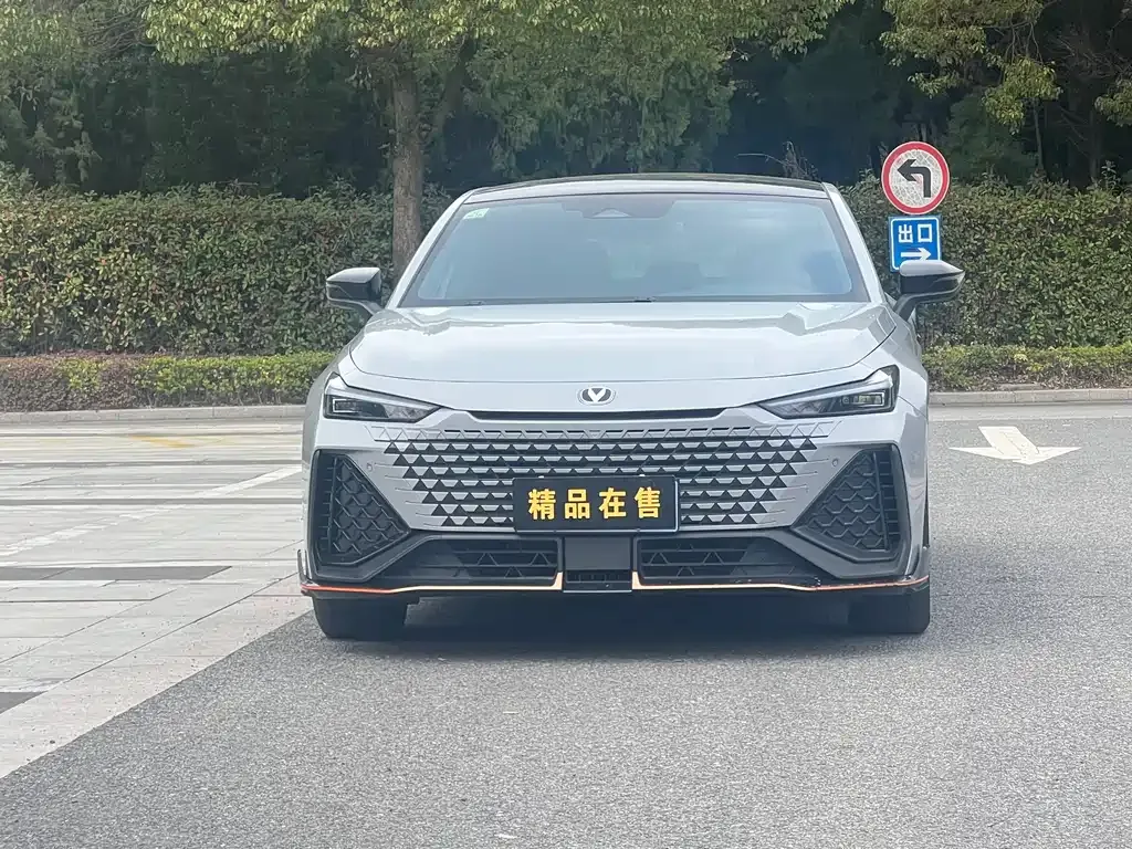 Changan UNI-V 2022 из CN, фото 6