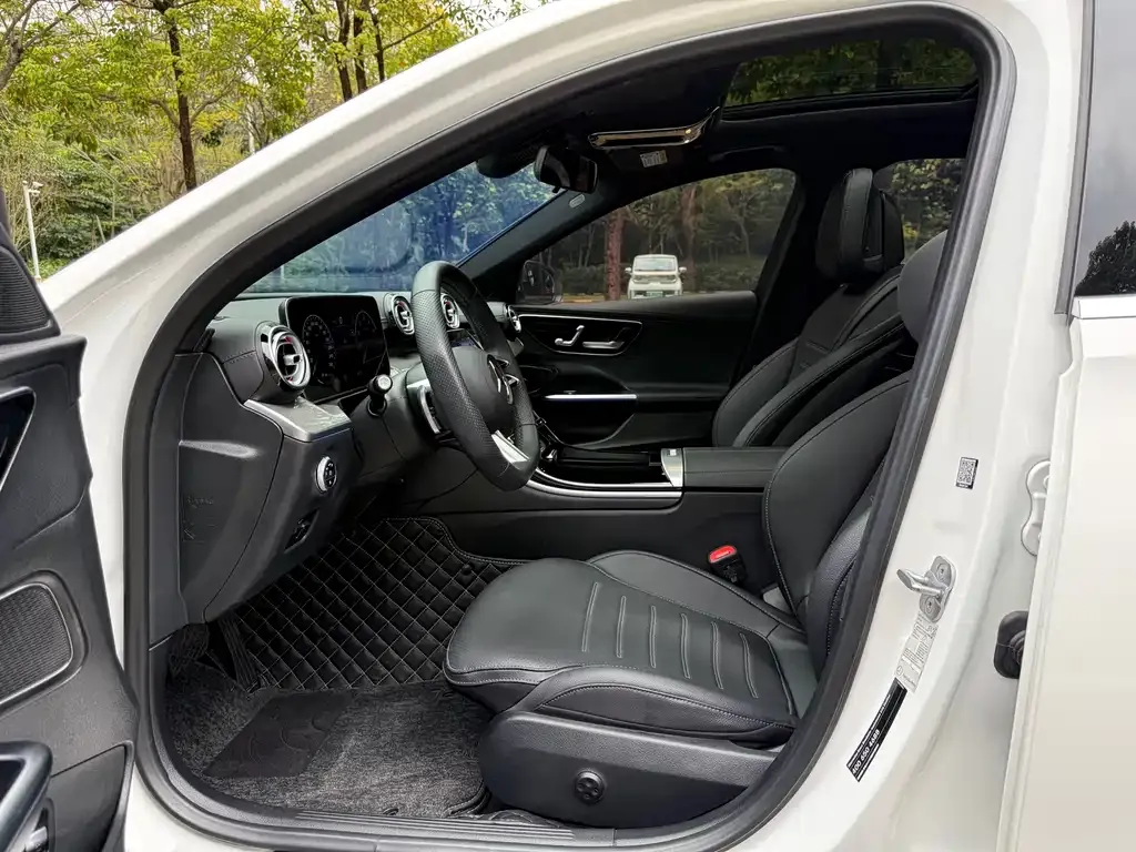 Mercedes-Benz C-Class 2024 из CN, фото 4