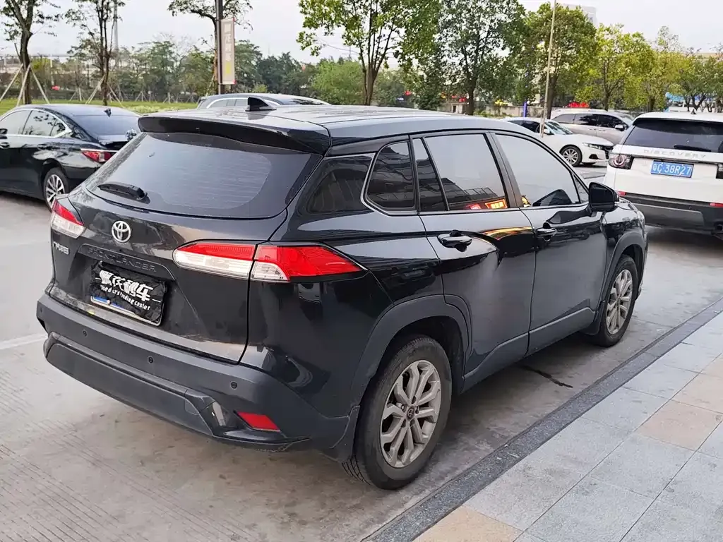 Toyota Frontlander 2022 из CN, фото 9