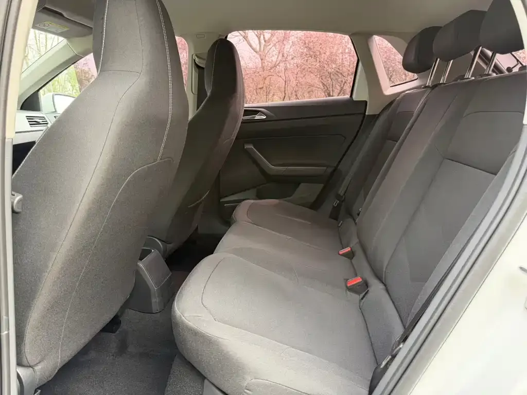 Volkswagen Polo 2023 из CN, фото 10