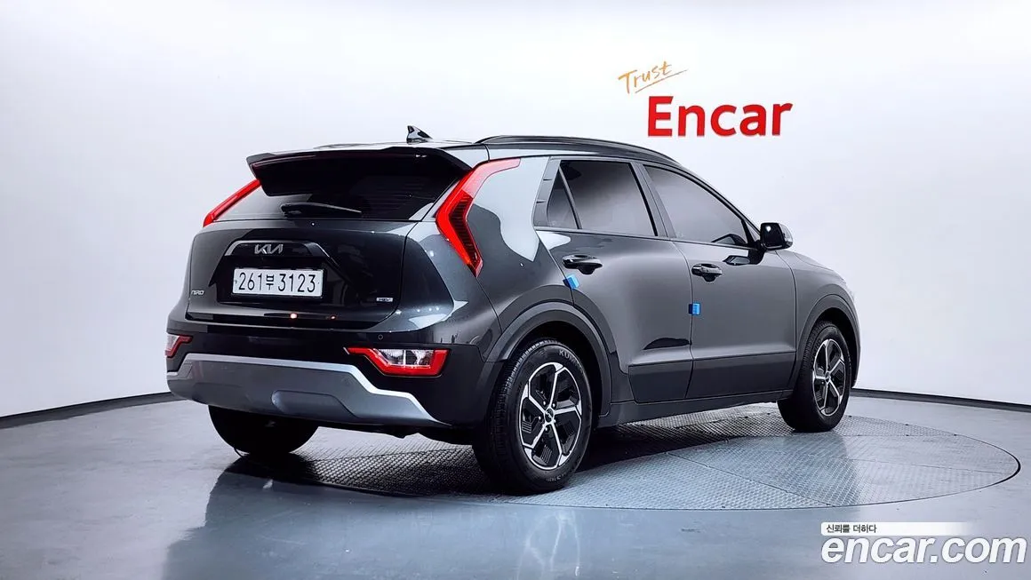 Kia Niro 2023 из KR, фото 3