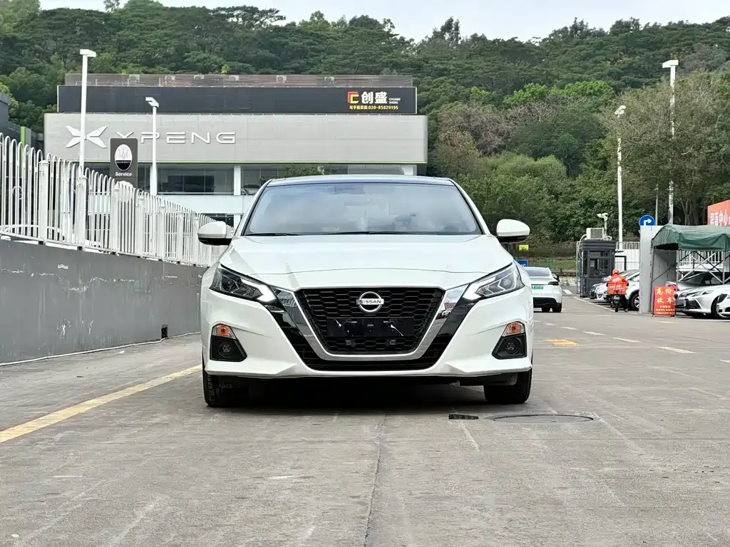 Nissan Teana — фото 3
