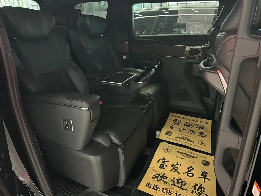 Toyota Vellfire — фото 6