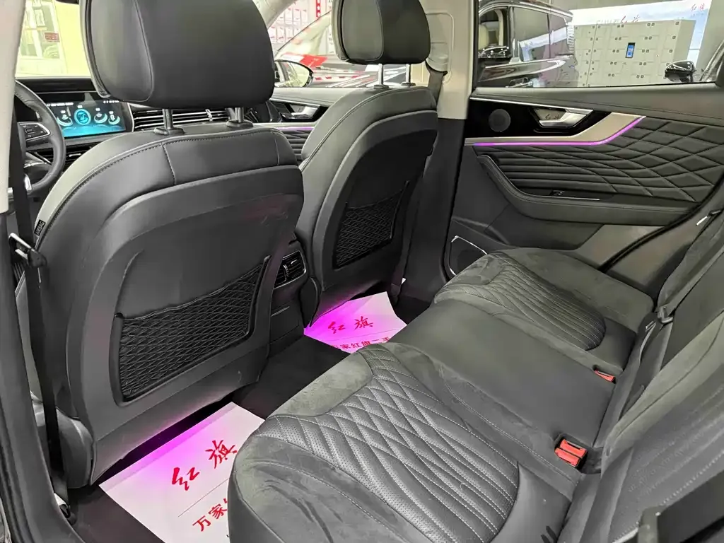 Hongqi HS5 2023 из CN, фото 6