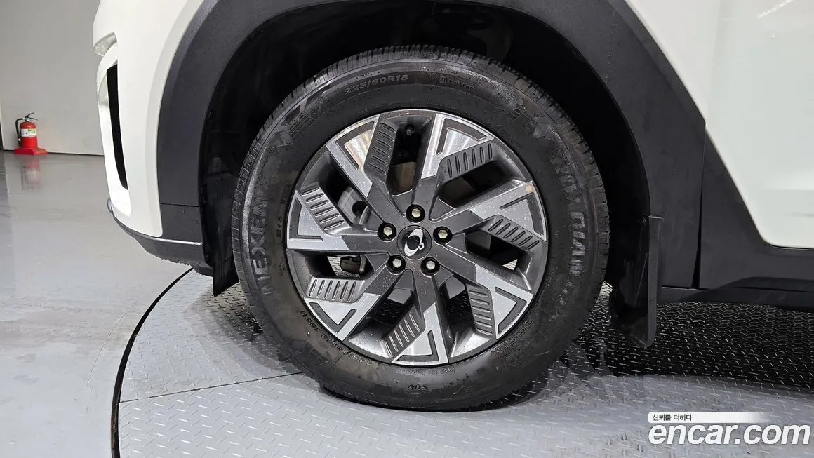 KG Mobility (Ssangyong) Torres — фото 8