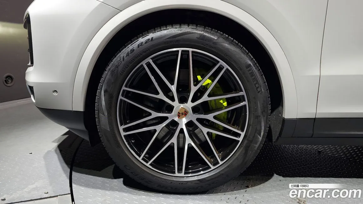 Porsche Cayenne 2025 из KR, фото 7