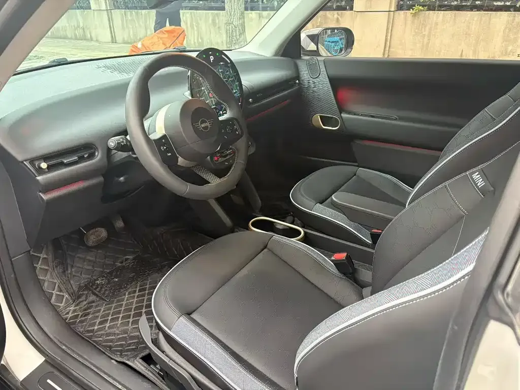 MINI Cooper EV 2025 из CN, фото 2