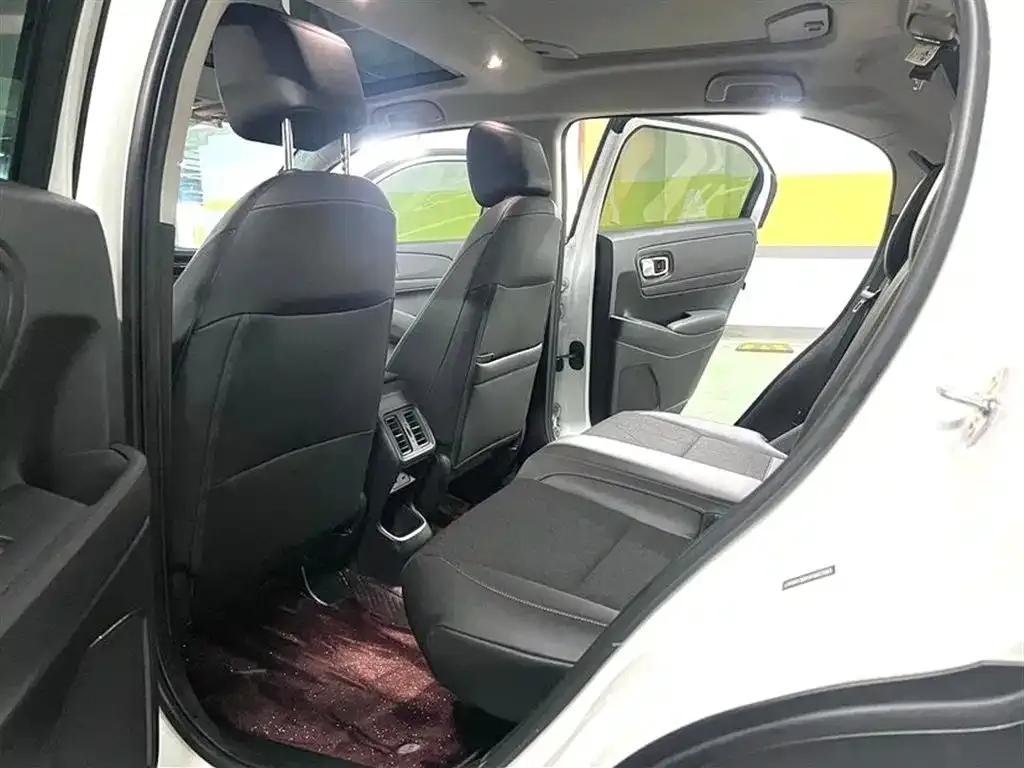Honda Vezel 2023 из CN, фото 2