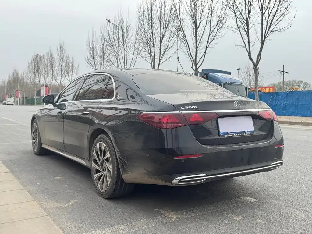 Mercedes-Benz E-Class 2024 из CN, фото 10