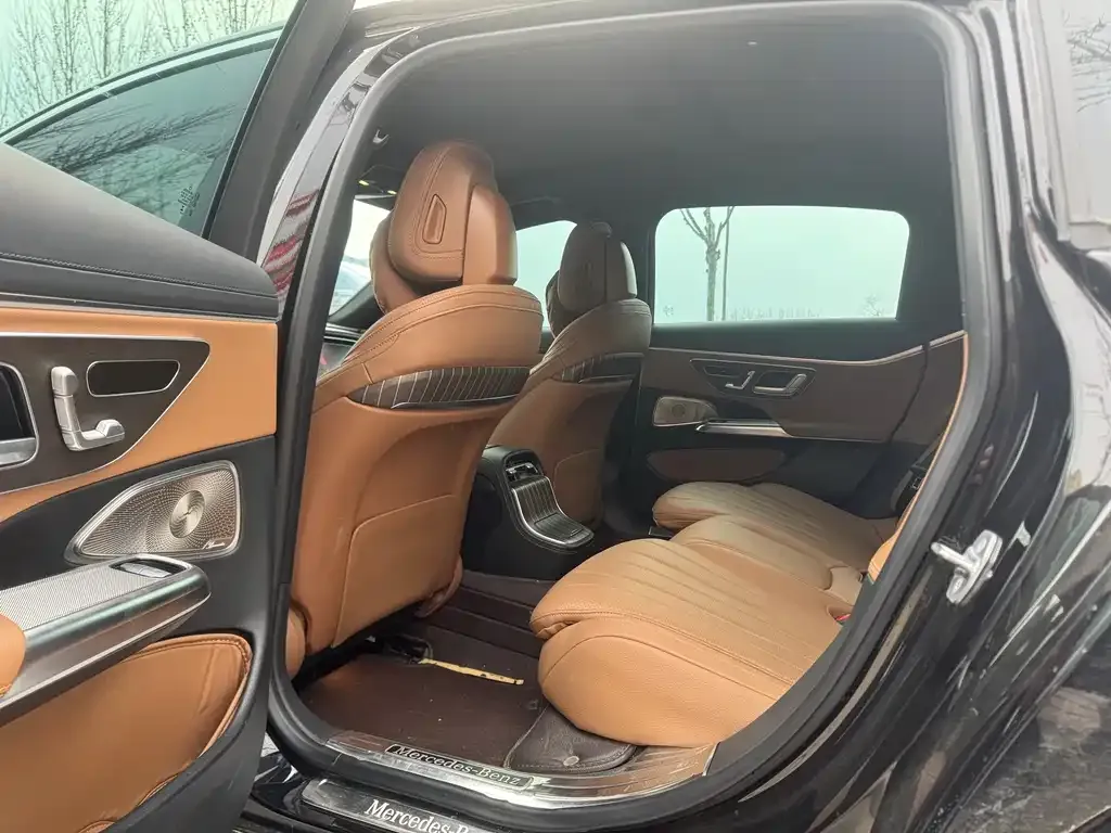 Mercedes-Benz E-Class 2024 из CN, фото 3