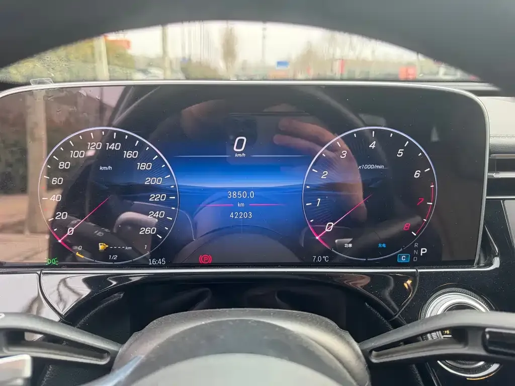 Mercedes-Benz E-Class 2024 из CN, фото 5