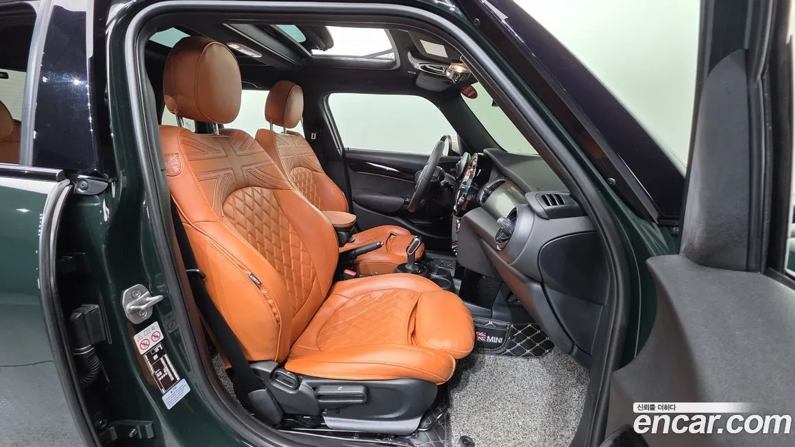 Mini Cooper 2023 из KR, фото 8