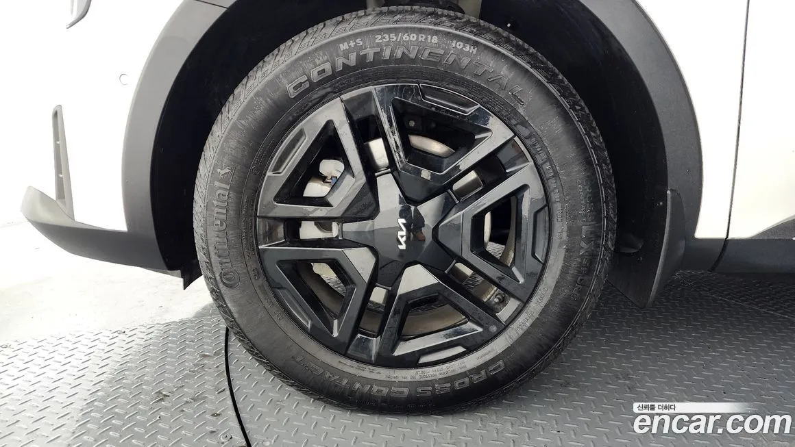 Kia Sorento — фото 9