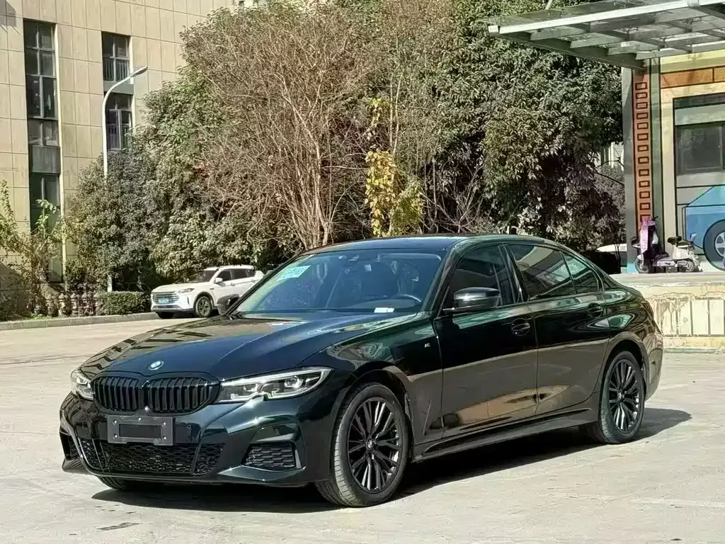 BMW 3 Series — фото 1