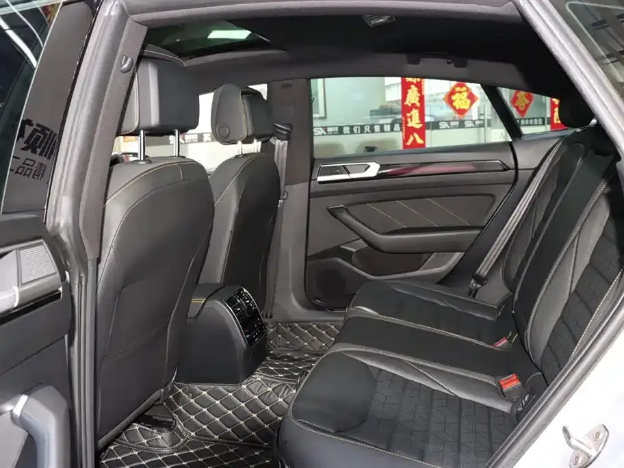Volkswagen CC 2023 из CN, фото 4