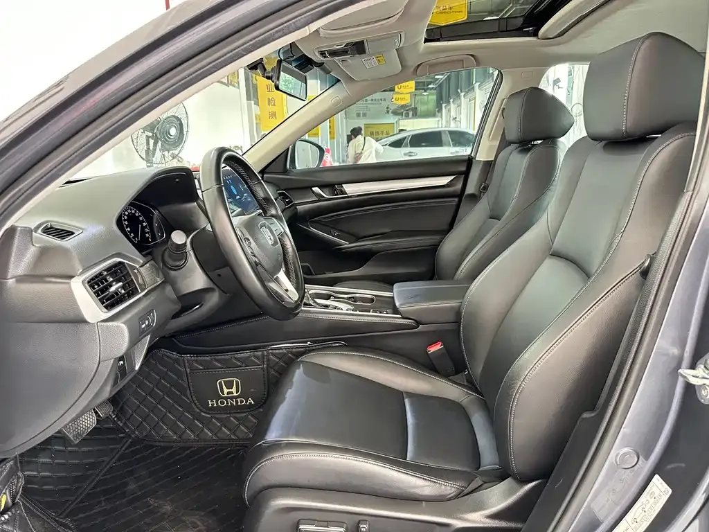 Honda Accord — фото 5