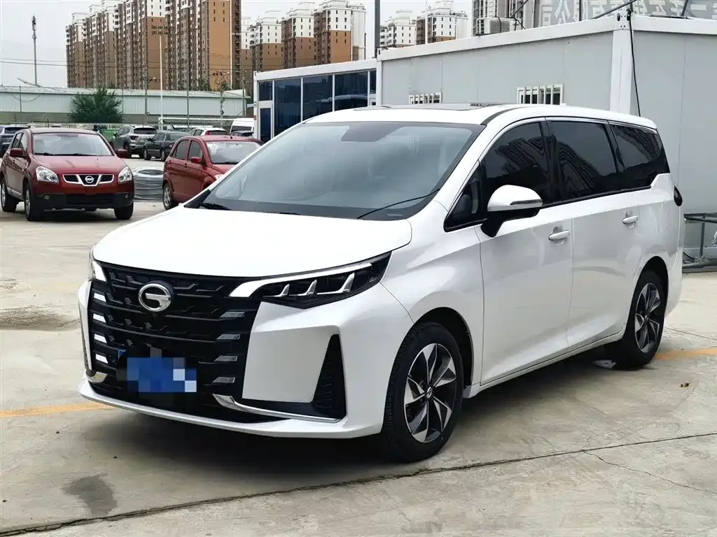 GAC Motor Trumpchi M6 — фото 1
